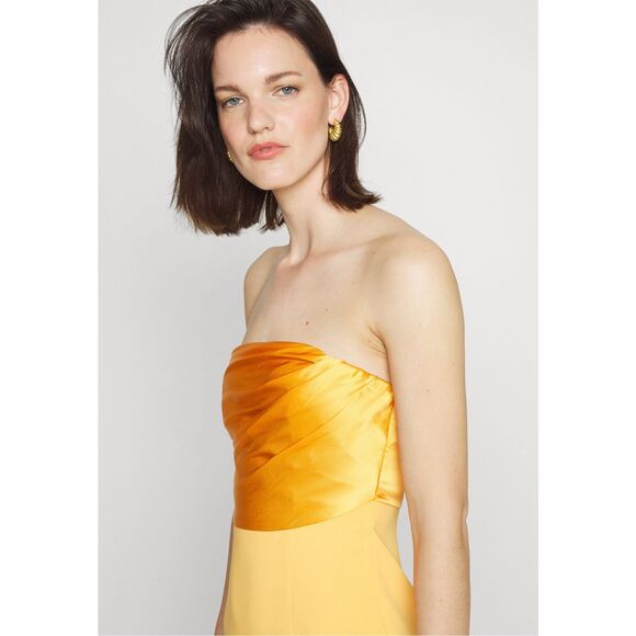 Cinq à Sept Estela Side Slit Gown - Picture 5 of 11